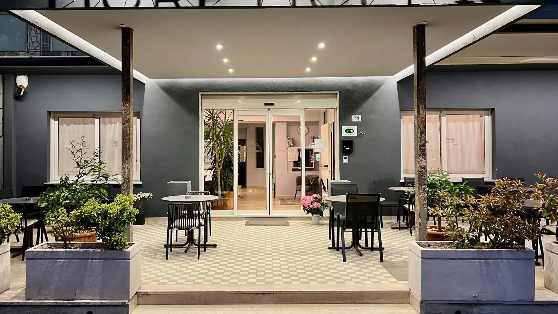 Hotel Morri - Il Biblihotel Riccione Italy