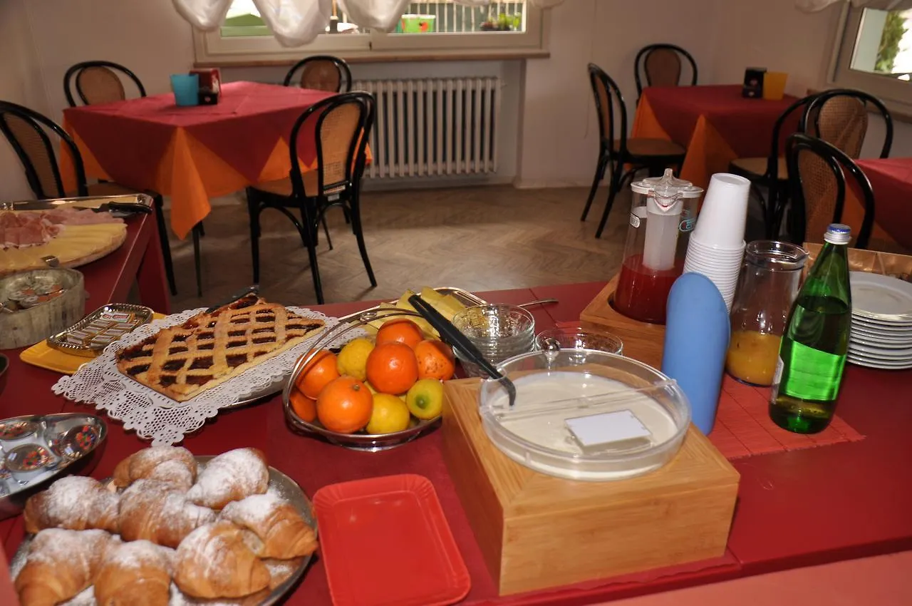 **  Hotel Morri - Il Biblihotel Riccione Italy