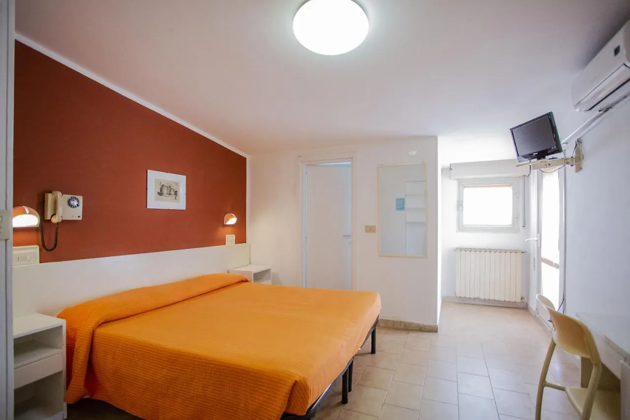 Hotel Morri - Il Biblihotel Riccione