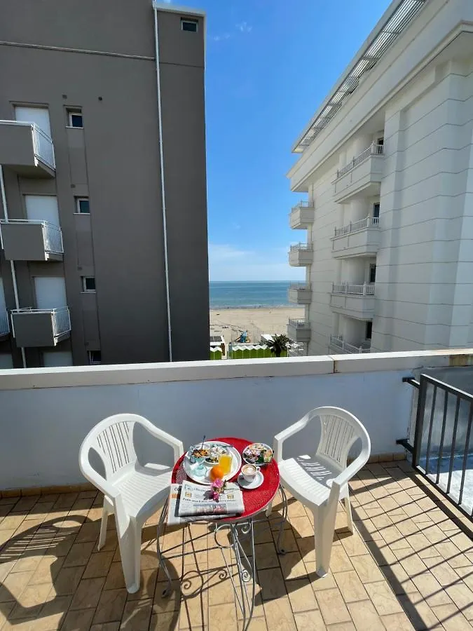 Hotel Morri - Il Biblihotel 리치오네