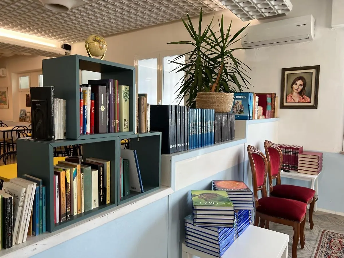 Hotel Morri - Il Biblihotel Riccione