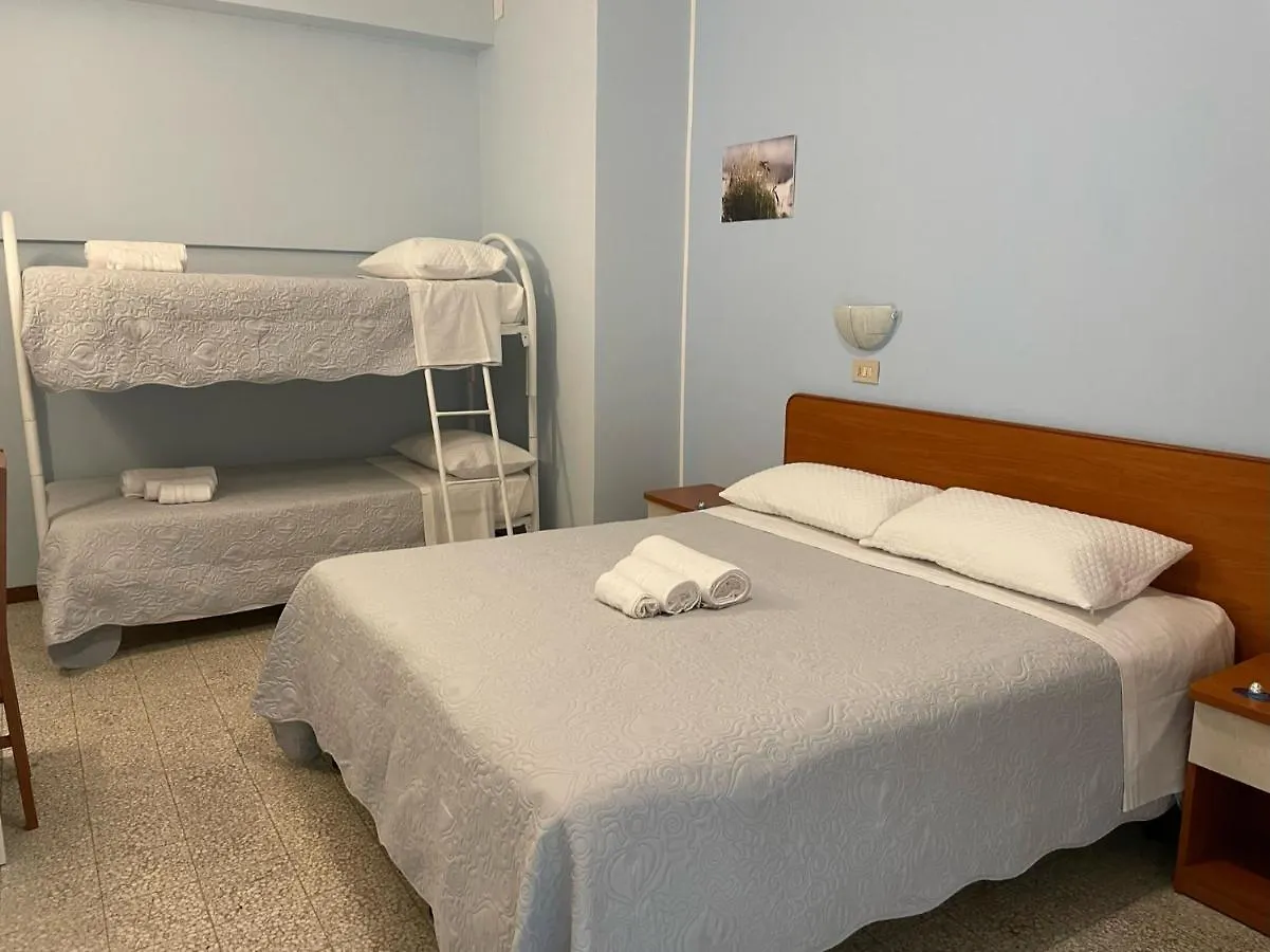 Hotel Morri - NUOVA GESTIONE Riccione 2*,