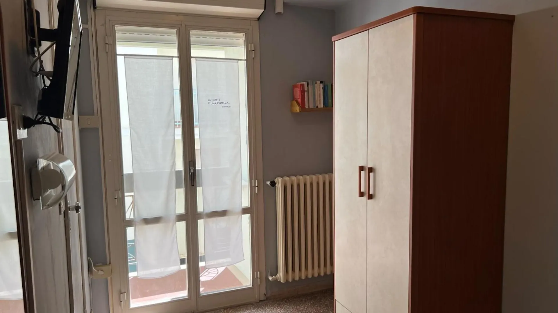 Hotel Morri - Il Biblihotel Riccione