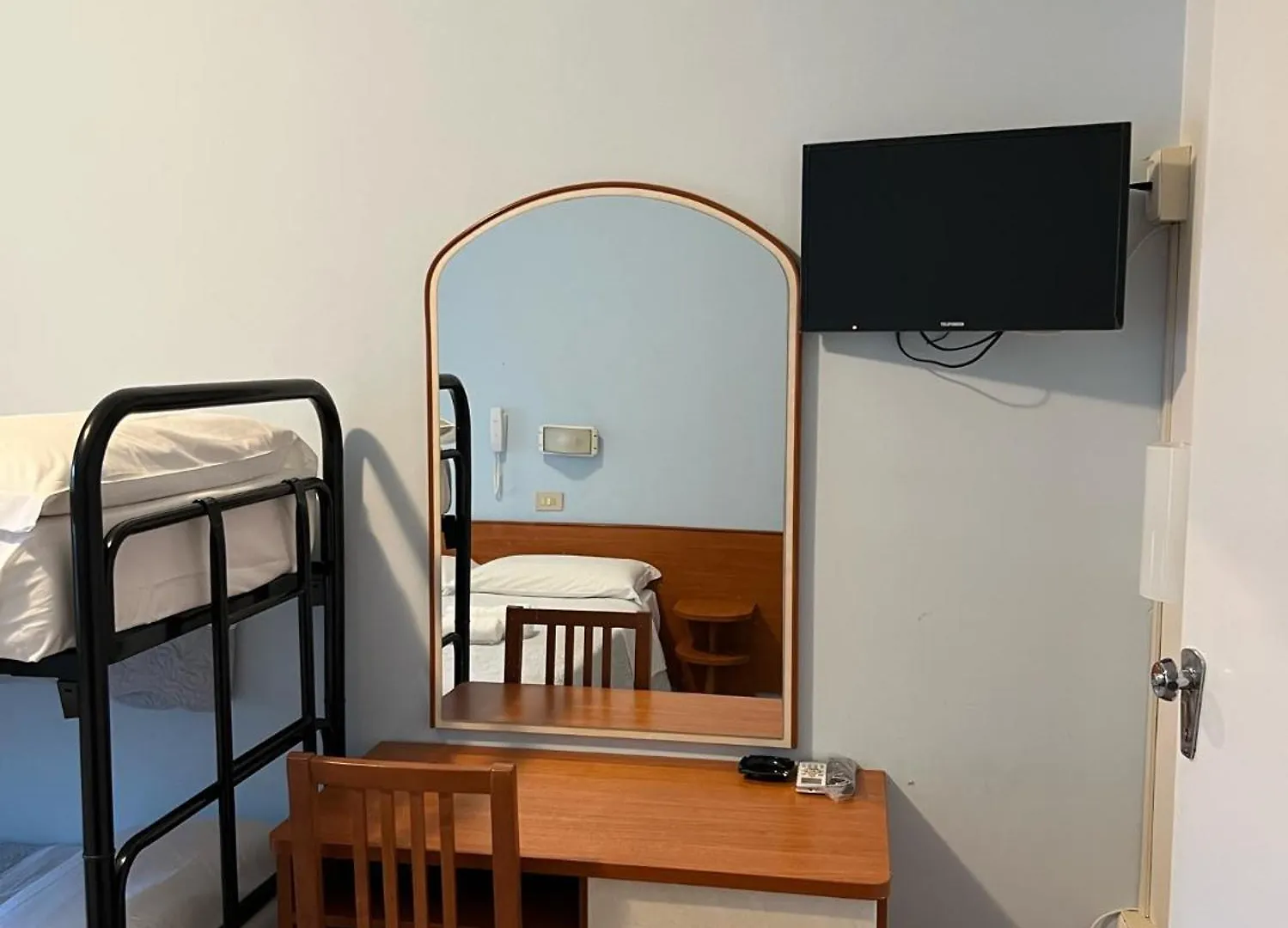 Hotel Morri - Il Biblihotel Riccione