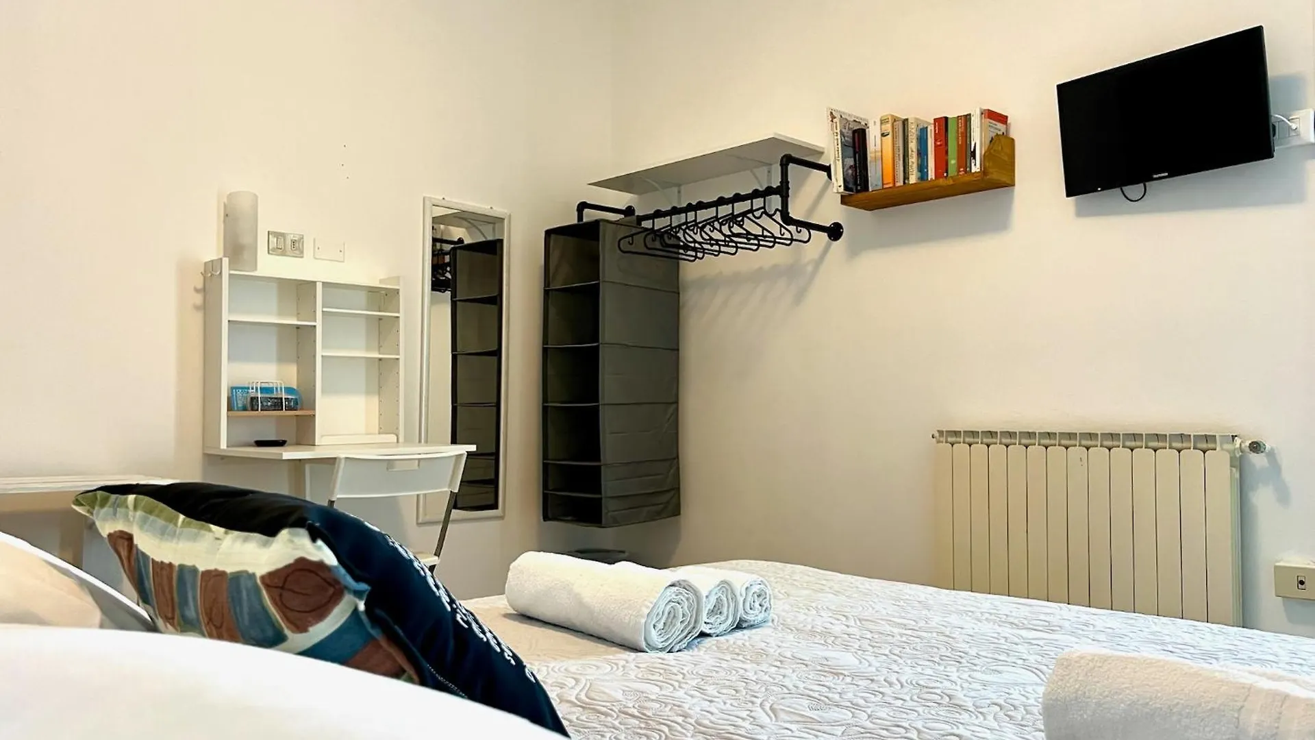 Hotel Morri - Il Biblihotel 리치오네