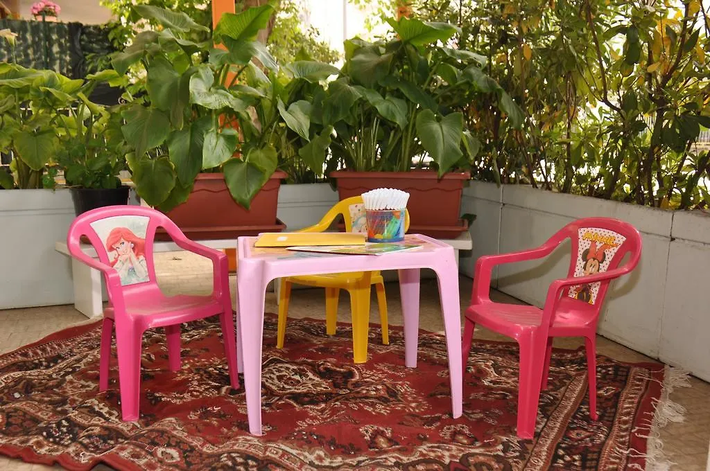 Hotel Morri - Il Biblihotel Riccione
