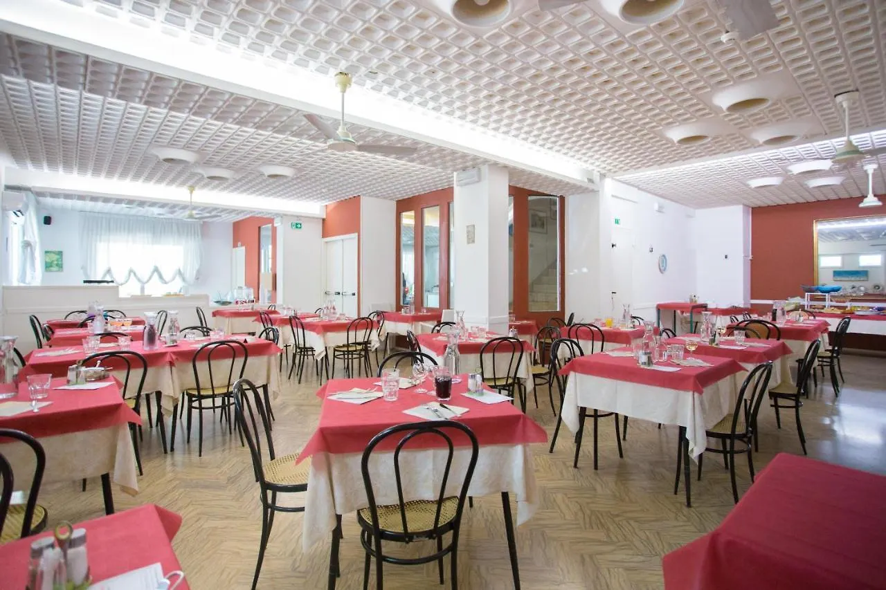 Hotel Morri - Il Biblihotel Riccione